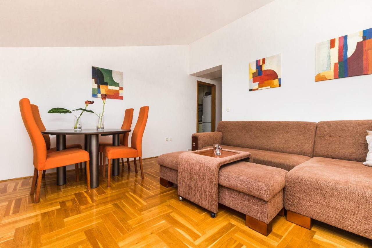 Lambrisa Apartment โตรกีร์ ภายนอก รูปภาพ