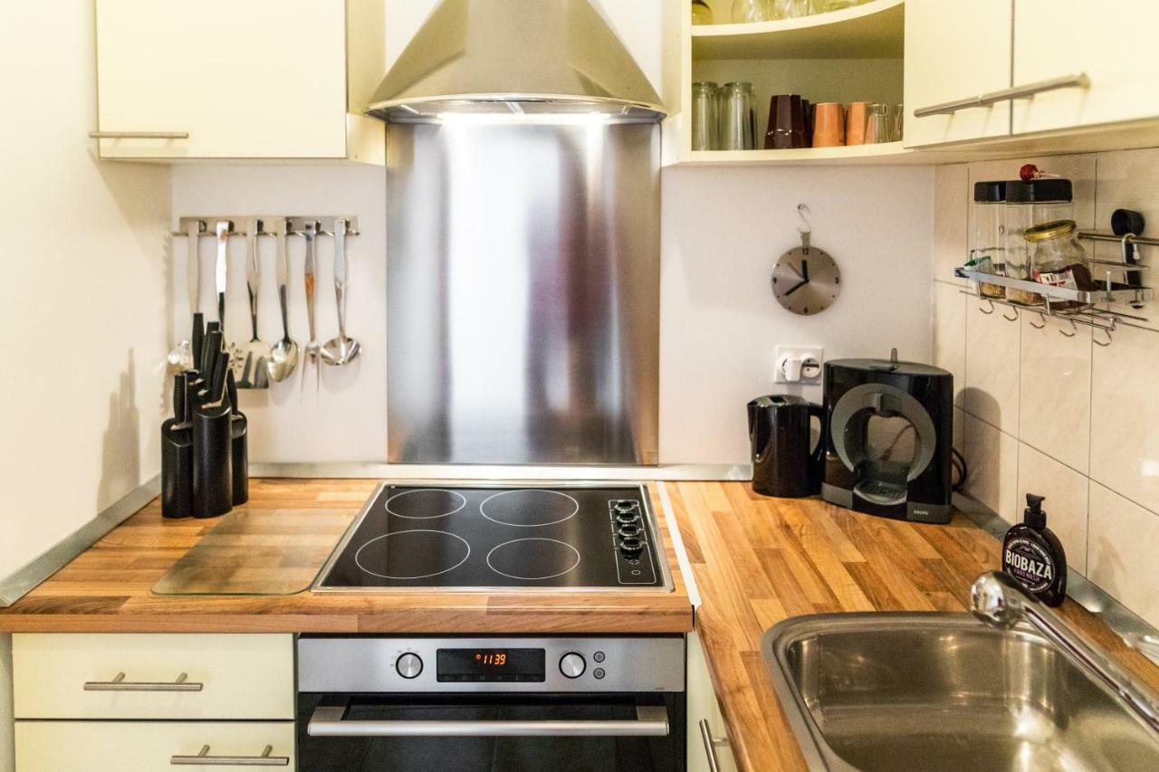 Lambrisa Apartment โตรกีร์ ภายนอก รูปภาพ