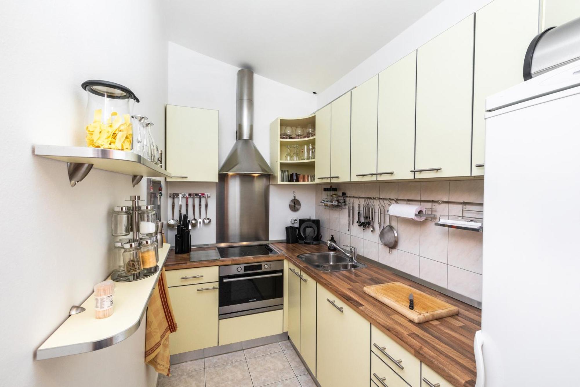 Lambrisa Apartment โตรกีร์ ภายนอก รูปภาพ